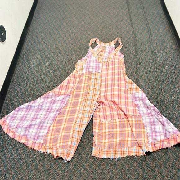 Oli & Hali large loose fit distressed style Mixed Plaid wide leg jumpsuit romper - Picture 4 of 11